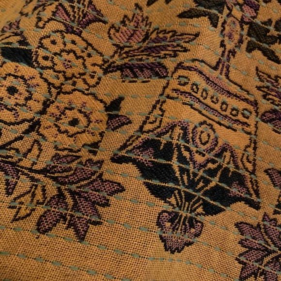 LAST ONE- Paisley Ruana - Picture 6 of 6